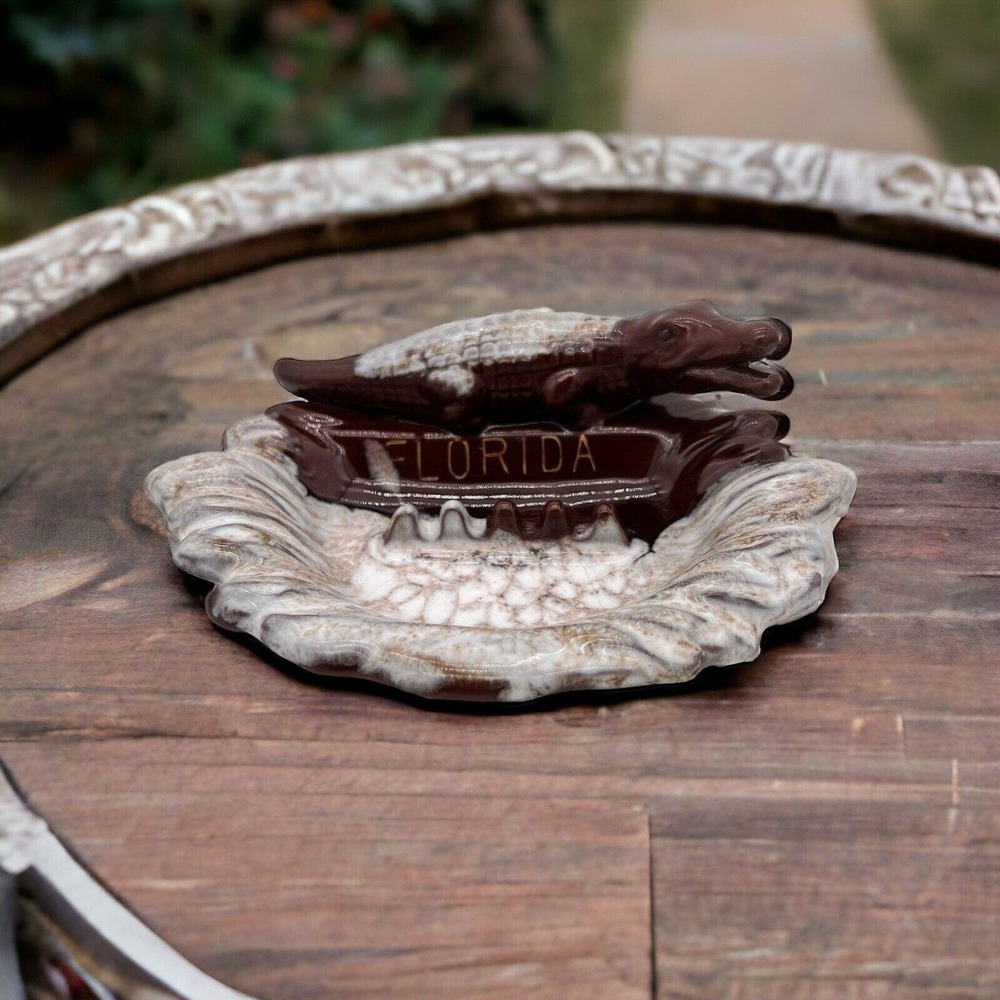 VTG Florida Alligator 7.25" Ashtray Everglades White Brown Glazed Ceramic